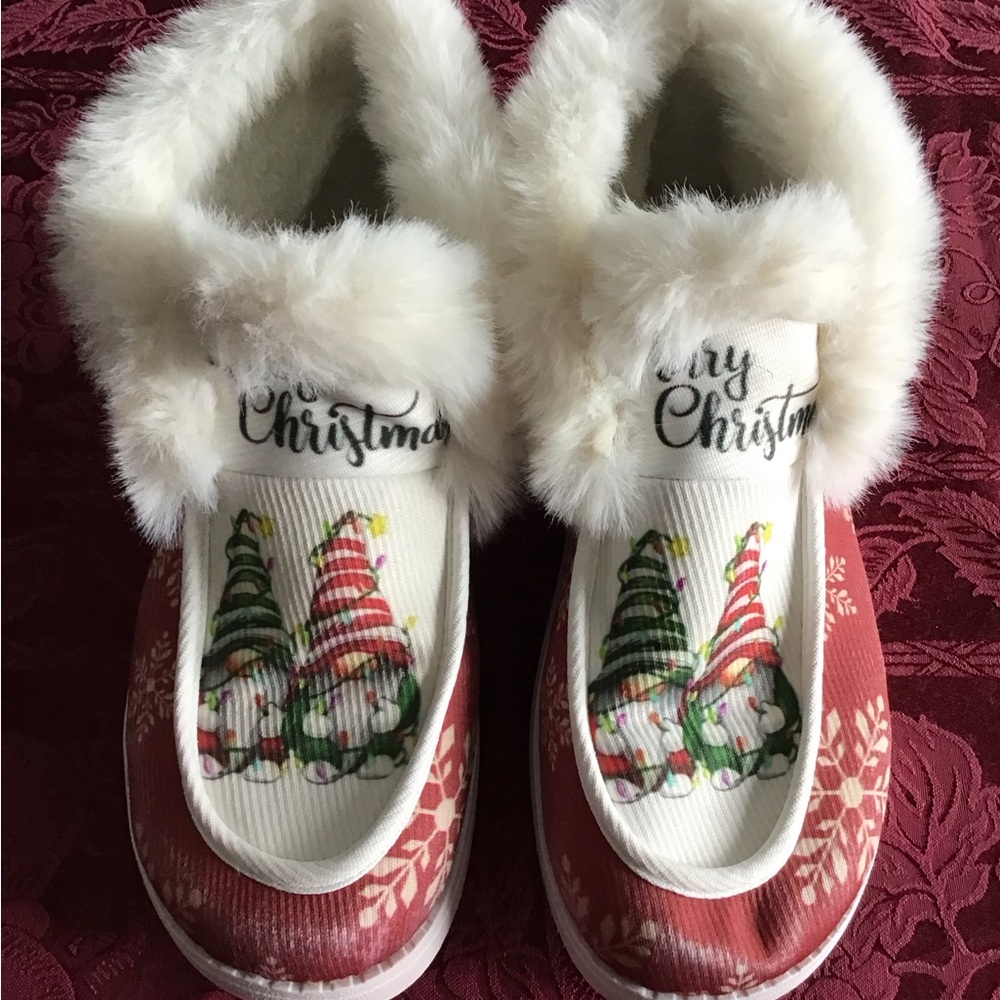 Christmas Gnome Slippers with Faux Fur
